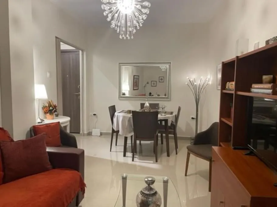 Crimson Suite: 1-Bedroom Apartment In סלוניקי